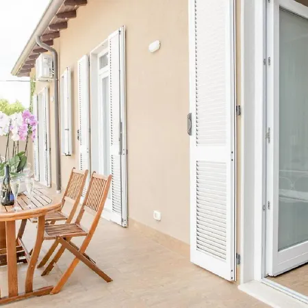 Casa Aydee Bed & Breakfast 2*