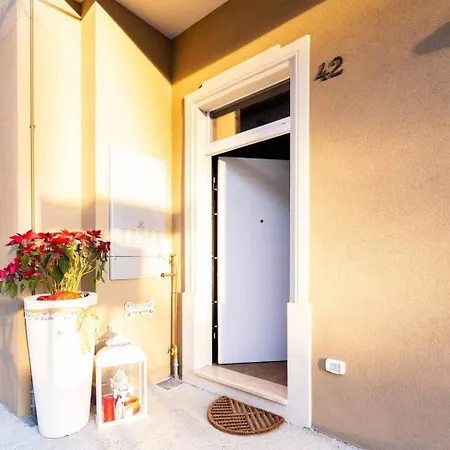 Casa Aydee Bed & Breakfast 2*
